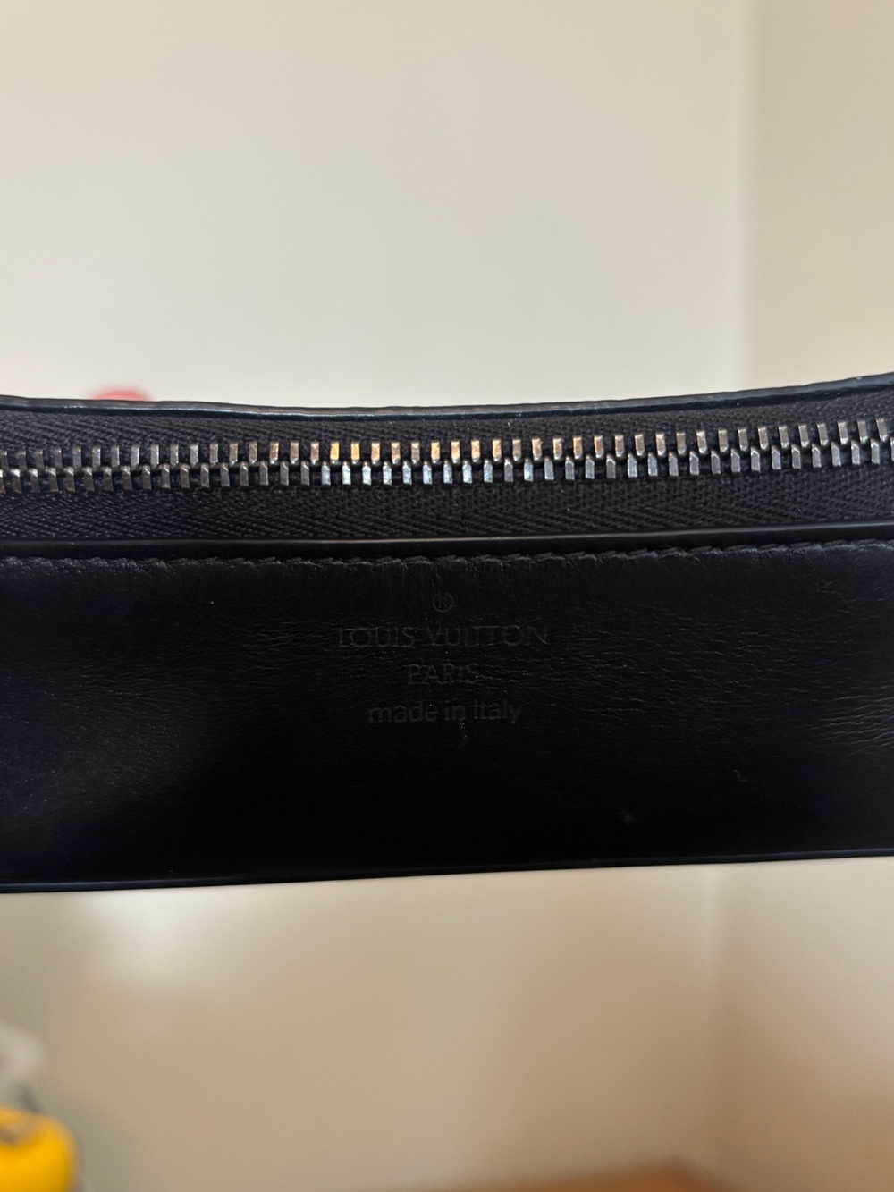 Louis Vuitton Monogram Eclipse Black Zip Sunglasses Pouch - Picture 4 of 5